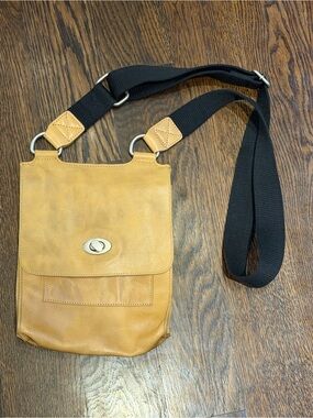 Women’s Tan Leather Crossbody Bag with Black Strap
